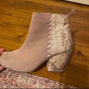 Naughty Monkey suede snake print boots!